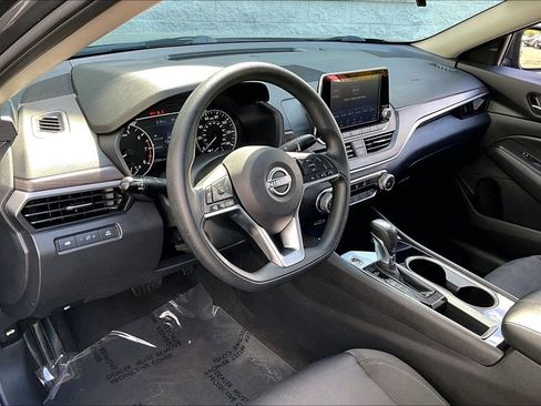 Certified 2024 Nissan Altima 2.5 SV image 14