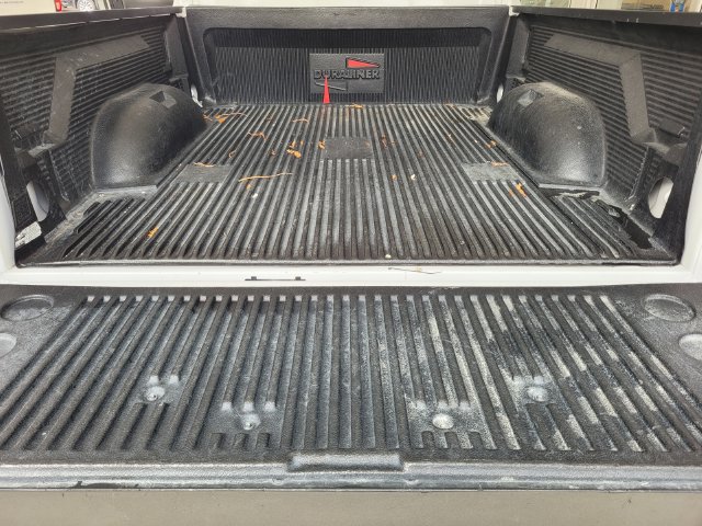 Used 2024 RAM 1500 Classic SLT AWD/4WD image 26