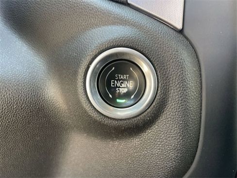 Used 2019 GMC Sierra 1500 SLT w/ SLT Premium Plus Package image 17