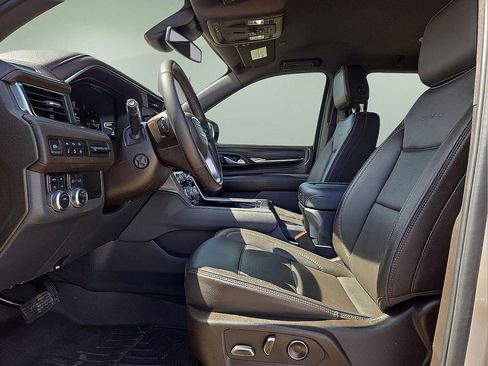 Used 2024 GMC Yukon Denali image 26