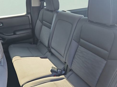Certified 2024 Nissan Frontier SV AWD/4WD image 14