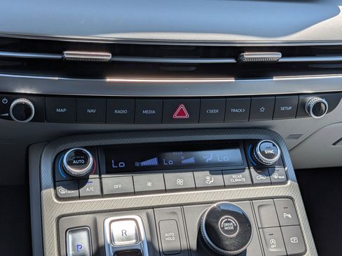 Used 2025 Hyundai Palisade SEL FWD image 25
