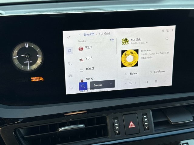Used 2025 Lexus ES 350 w/ Premium Package FWD image 21