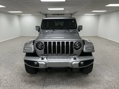 Used 2021 Jeep Wrangler Unlimited Sahara AWD/4WD image 3