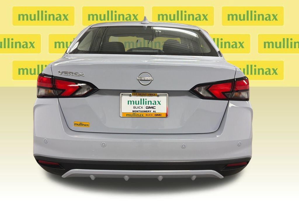 Used 2025 Nissan Versa SV w/ Trunk Package FWD image 15