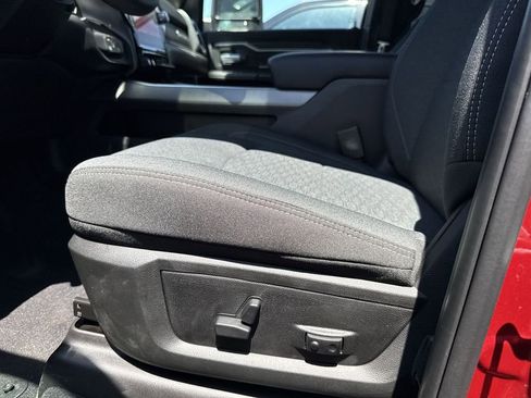 New 2026 RAM 2500 Big Horn AWD/4WD image 22