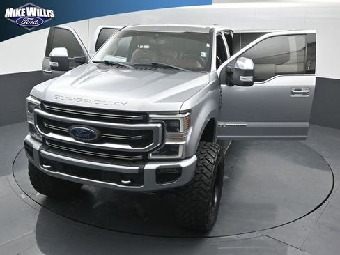 Used 2021 Ford F250 Platinum w/ FX4 Off-Road Package AWD/4WD image 26