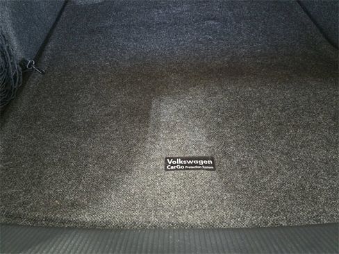 Used 2017 Volkswagen Passat 1.8T SE image 23