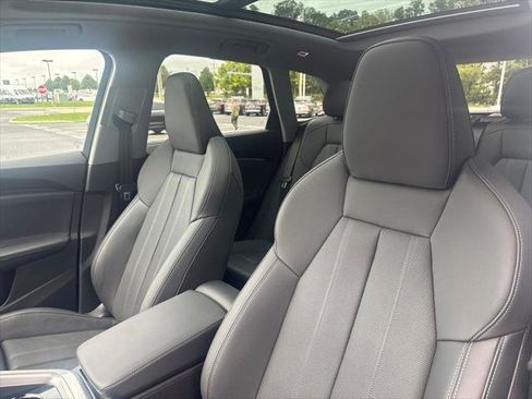 Certified 2025 Audi Q5 Premium Plus w/ Premium Plus AWD/4WD image 12