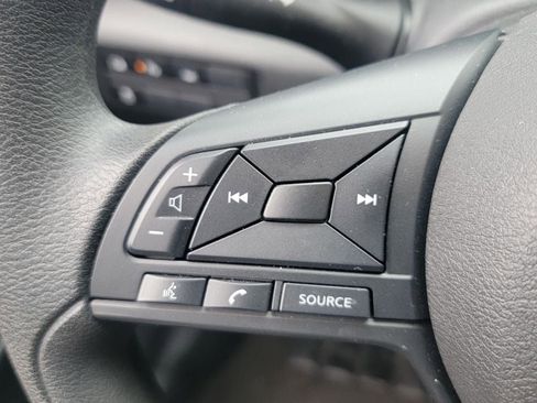 Used 2023 Nissan Versa SV image 18