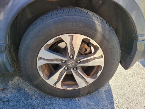 Used 2019 Honda CR-V LX image 8