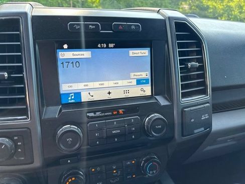 Used 2017 Ford F150 XLT w/ Equipment Group 302A Luxury AWD/4WD image 13