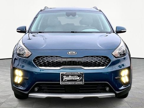 Used 2021 Kia Niro EX Premium image 3