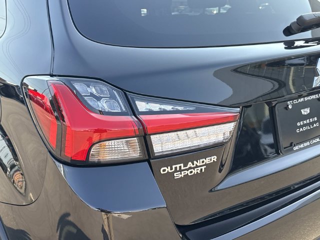 Used 2026 Mitsubishi Outlander Sport ES AWD/4WD image 9