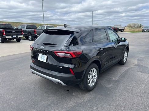 Used 2025 Ford Escape Active AWD/4WD image 5