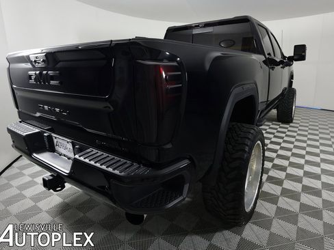 Used 2024 GMC Sierra 2500 Denali w/ Denali Reserve Package image 5