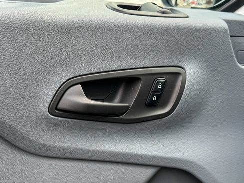 Used 2016 Ford Transit 250 148 Medium Roof image 31