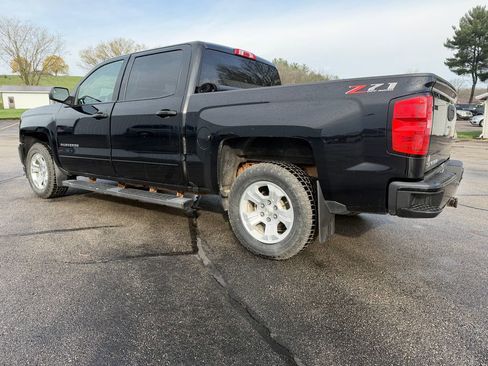 Used 2018 Chevrolet Silverado 1500 LT w/ All Star Edition image 2