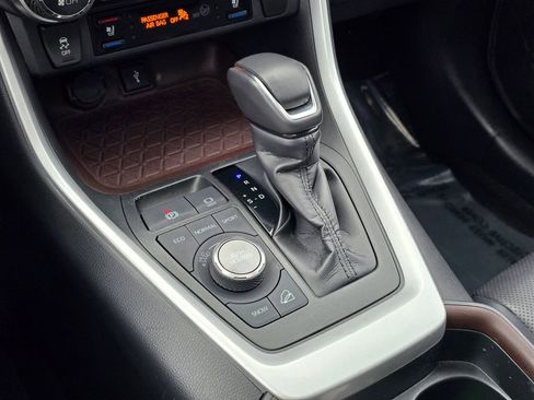 Used 2020 Toyota RAV4 Limited w/ Limited Grade Weather Package image 58