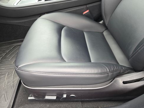 Used 2022 Tesla Model 3 RWD image 15