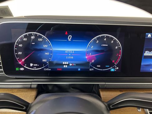 Used 2024 Mercedes-Benz GLE 350 4MATIC image 19