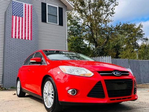 Used 2012 Ford Focus SEL image 5