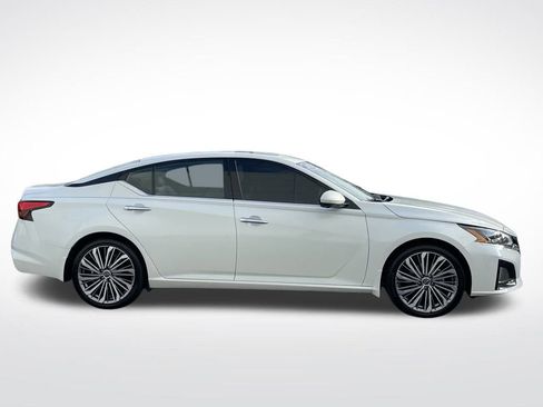 Used 2024 Nissan Altima 2.5 SL image 7