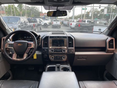 Used 2017 Ford F150 XLT w/ Equipment Group 302A Luxury AWD/4WD image 5