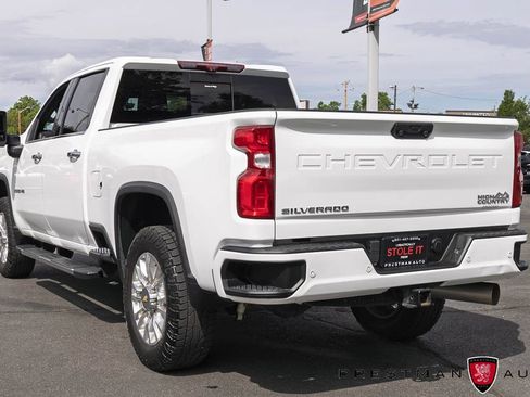 Used 2022 Chevrolet Silverado 2500 High Country w/ Z71 Off-Road Package AWD/4WD image 22