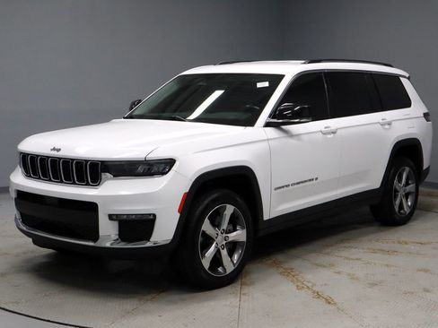 Used 2022 Jeep Grand Cherokee L Limited w/ Trailer Tow Group (B) image 8