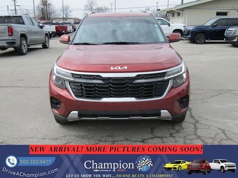 Used 2024 Kia Seltos S image 2