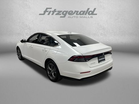 Used 2023 Honda Accord EX image 3
