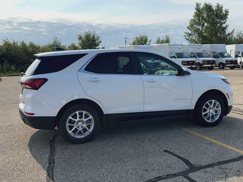 Certified 2024 Chevrolet Equinox LT AWD/4WD image 12