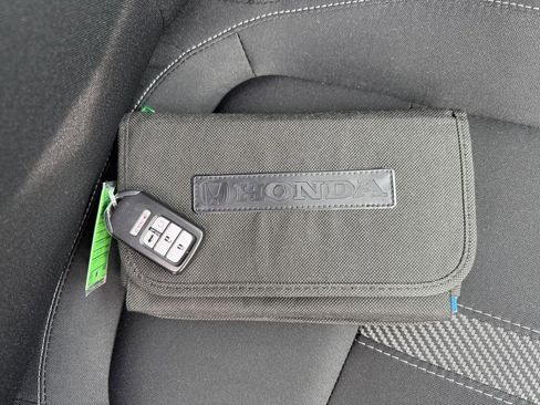 Used 2017 Honda Civic EX image 30