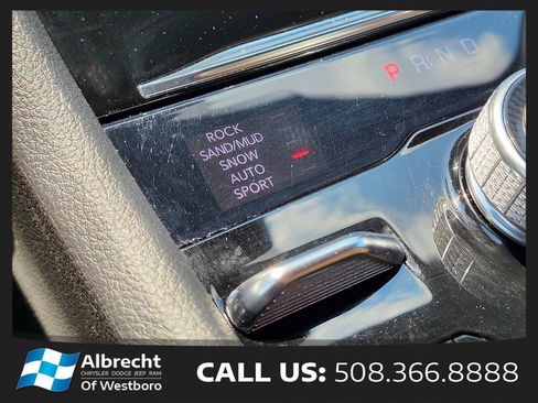 Used 2022 Jeep Grand Cherokee Summit w/ Adv Protech Group IV AWD/4WD image 28