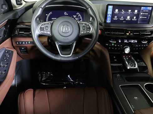 Used 2026 Acura MDX SH-AWD w/ Advance Package image 3