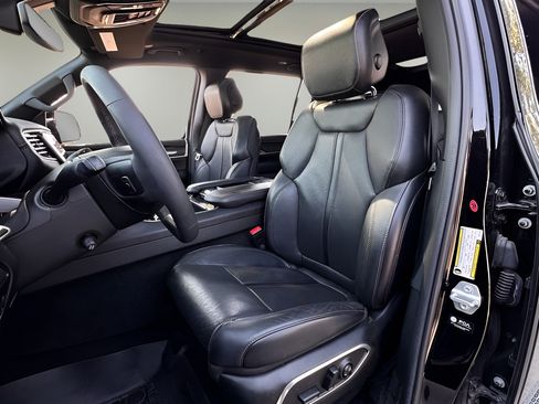 Used 2022 Jeep Wagoneer Series I w/ Premium Group I RWD image 6