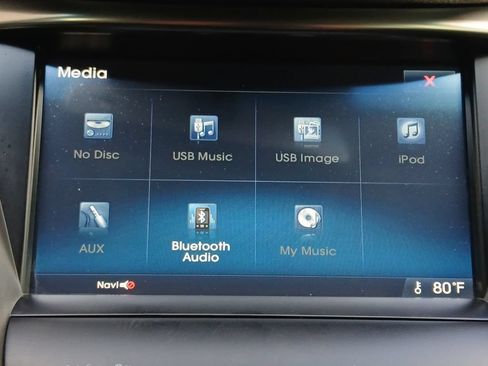 Used 2014 Hyundai Azera Limited w/ Option Group 02 FWD image 8