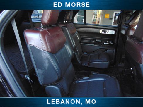 Certified 2021 Ford Explorer Platinum w/ Equipment Group 601A image 14