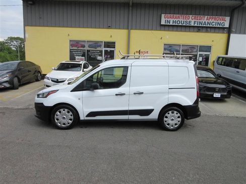 Used 2022 Ford Transit Connect XL FWD image 2