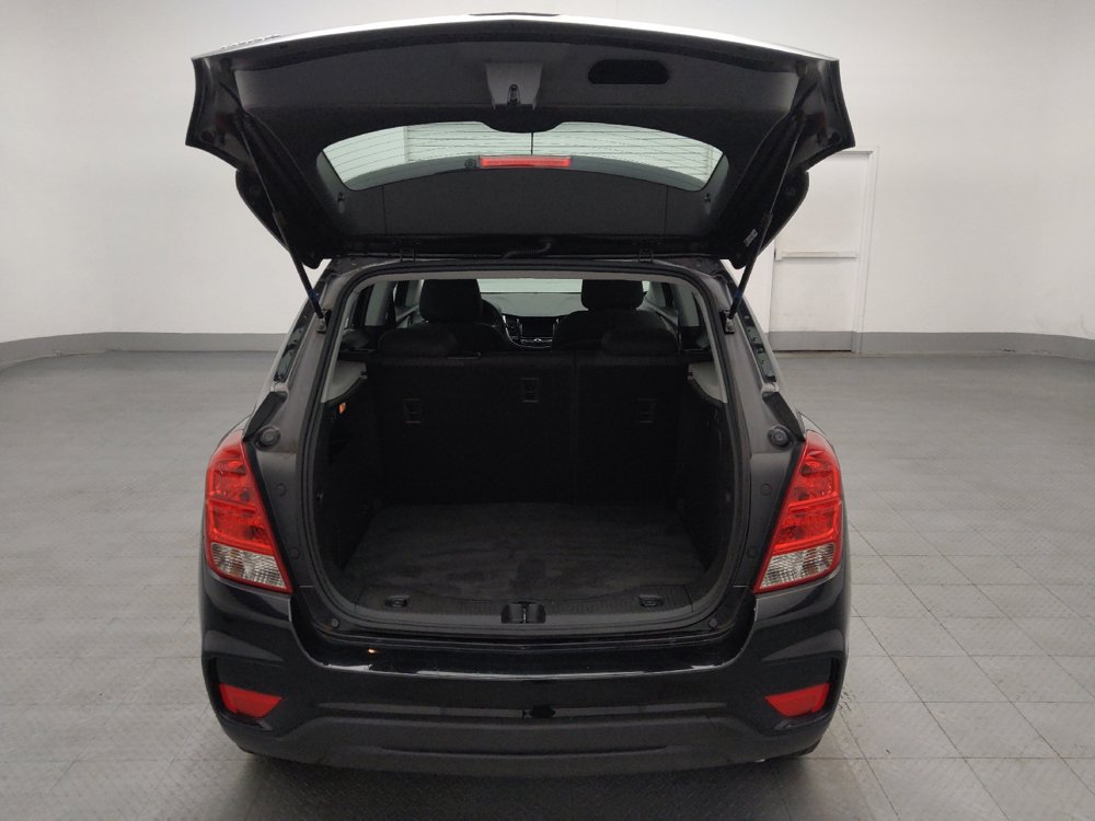Used 2020 Chevrolet Trax LS w/ LPO, Cargo Package FWD image 29