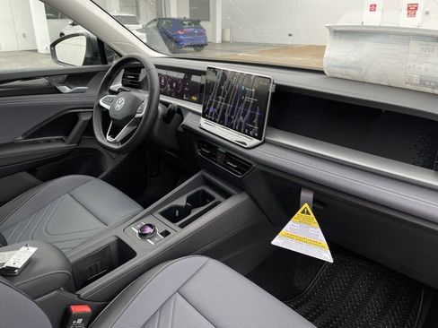 New 2026 Volkswagen Tiguan SE image 20