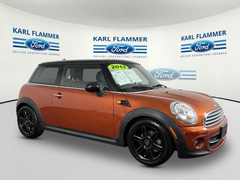 Used 2013 MINI Cooper Hardtop image 1