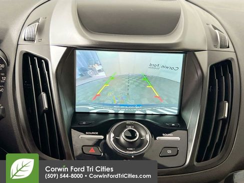 Used 2019 Ford Escape Titanium AWD/4WD image 21