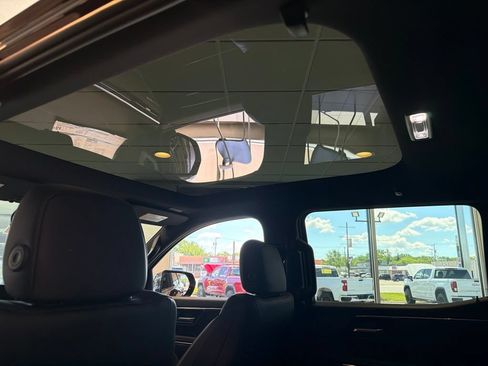 New 2025 GMC Sierra EV Denali AWD/4WD image 9