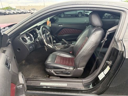 Used 2012 Ford Mustang GT Premium RWD image 5