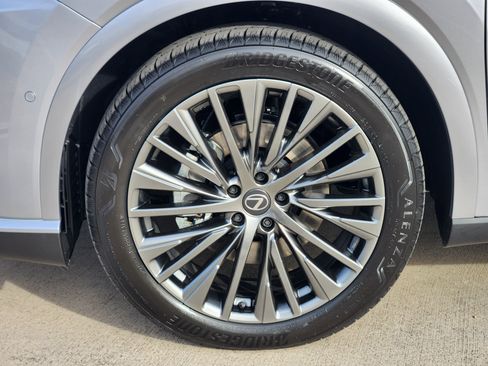 New 2026 Lexus RX 450h AWD image 6