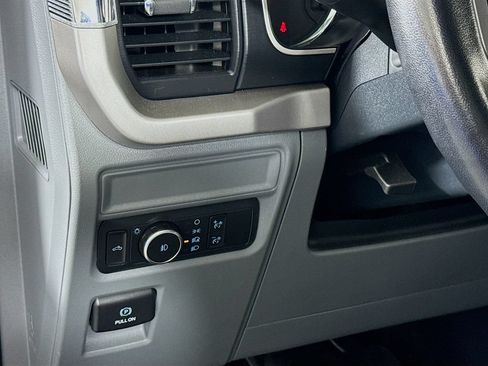 Used 2022 Ford F150 XLT w/ Equipment Group 301A Mid AWD/4WD image 10