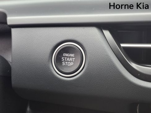 New 2026 Kia Seltos EX w/ EX Sunroof Package image 17