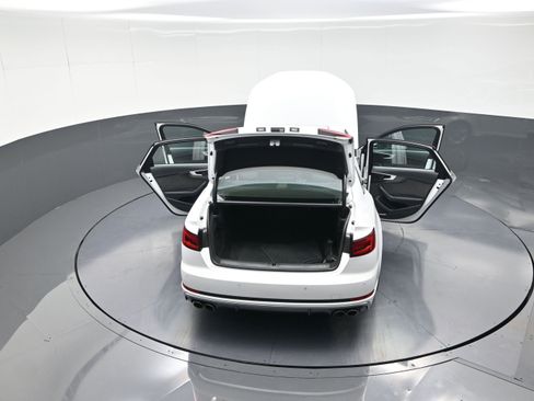 Used 2019 Audi S4 Premium Plus w/ Premium Plus Package image 13